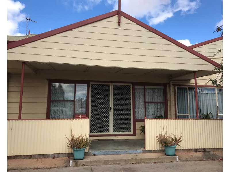 4 Lipson Road, Tumby Bay SA 5605