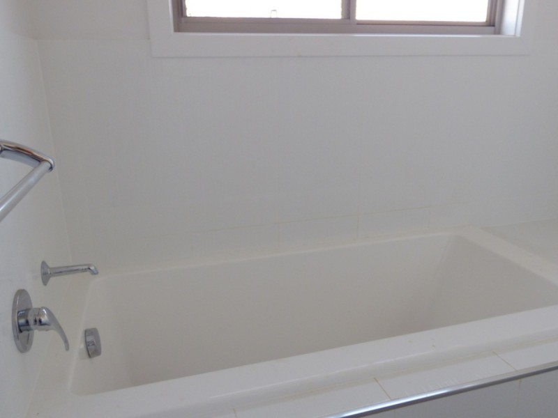 4 Benjamin Road, Poonindie SA 5607