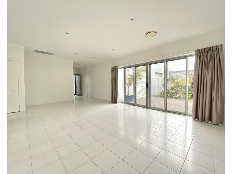 2/11 Romas Way, Port Lincoln SA 5606