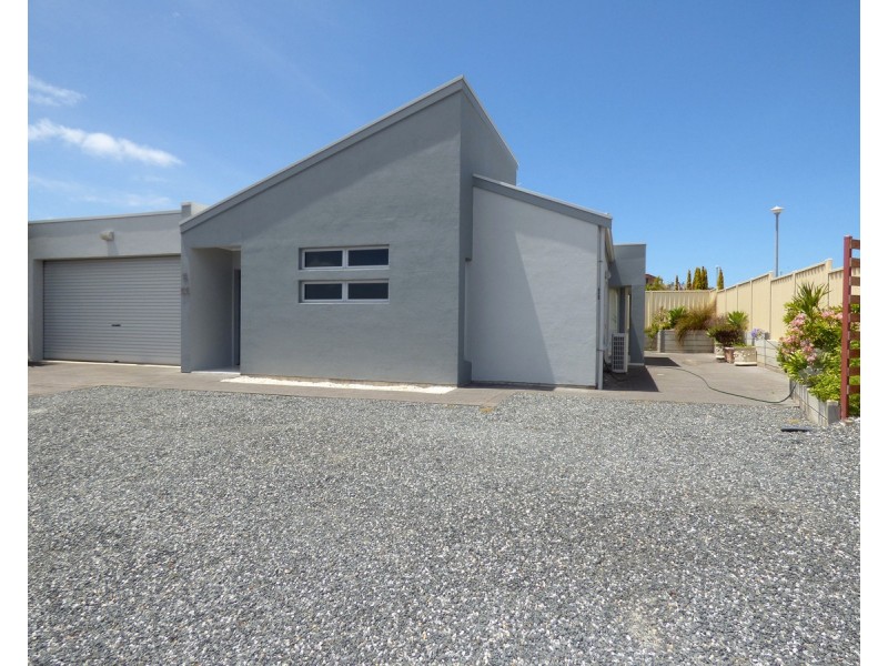 2/11 Romas Way, Port Lincoln SA 5606