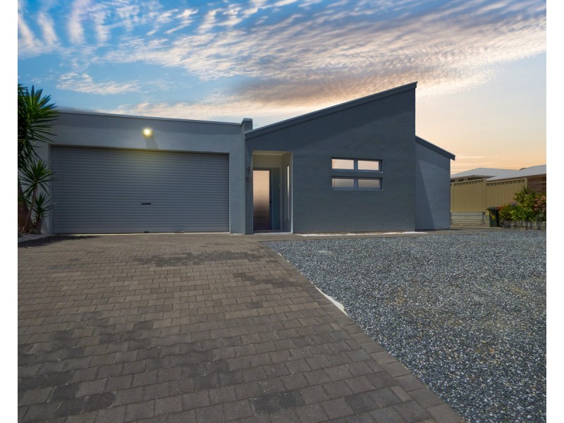 2/11 Romas Way, Port Lincoln SA 5606