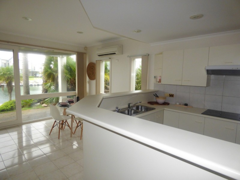 1/12 North Point Avenue, Port Lincoln SA 5606