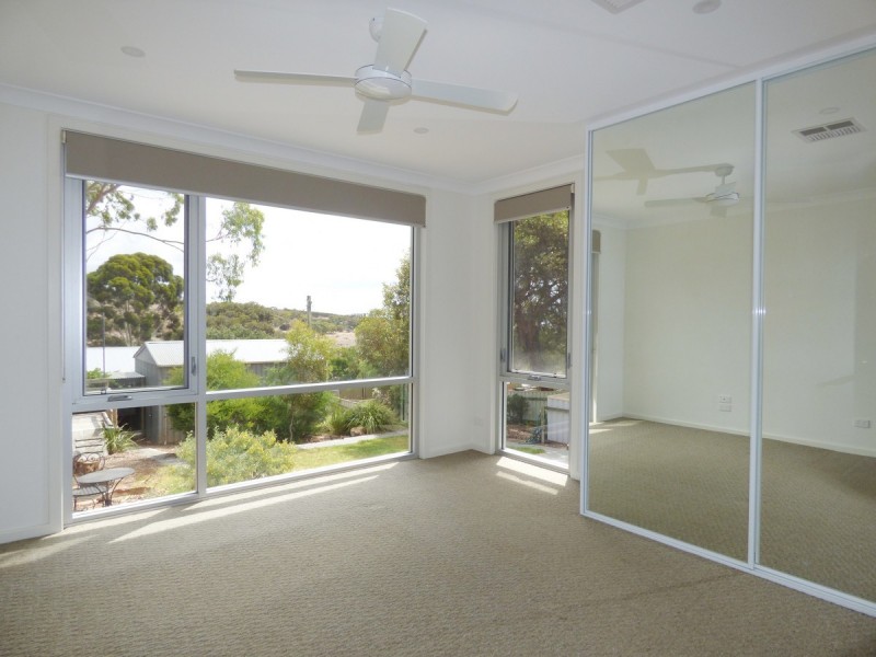 18 Miltalie Avenue, Port Lincoln SA 5606