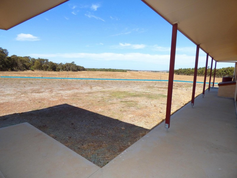 1265 Hyde Road, Coomunga SA 5607