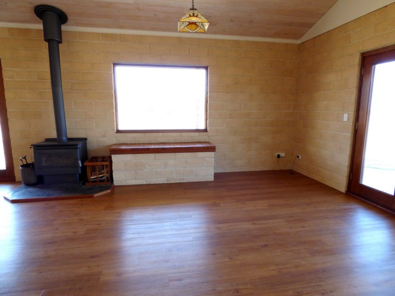 1265 Hyde Road, Coomunga SA 5607