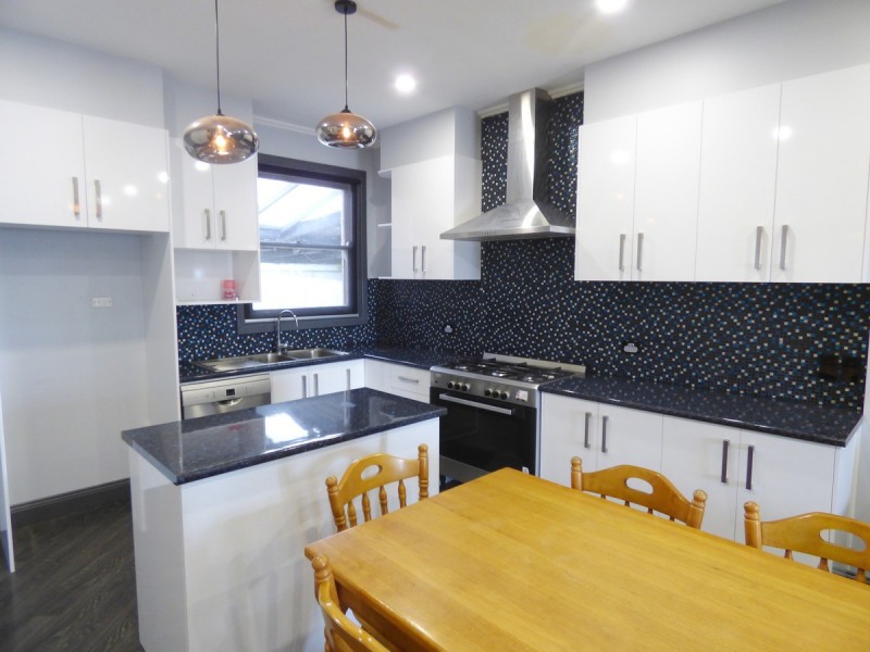 10 Moonta Crescent, Port Lincoln SA 5606