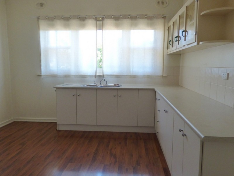 99 London Street, Port Lincoln SA 5606