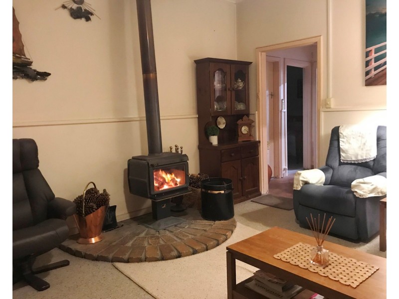 23 Goodes Road, Ungarra SA 5607