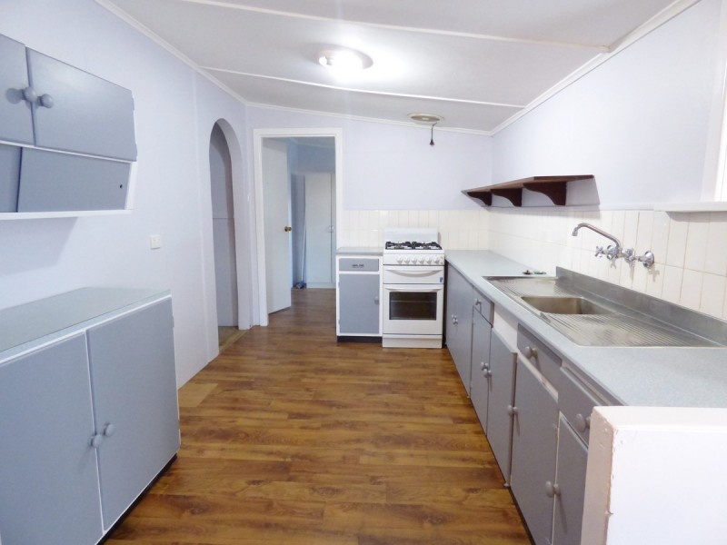 16 Smith Street, Port Lincoln SA 5606