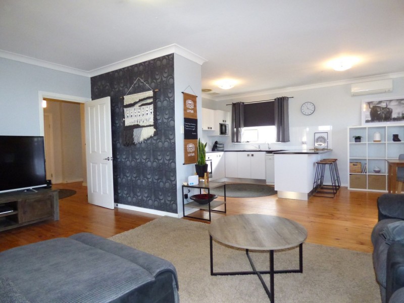 105 Oxford Terrace, Port Lincoln SA 5606