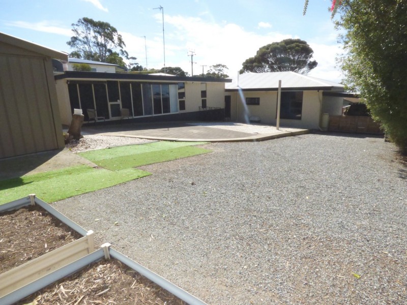105 Oxford Terrace, Port Lincoln SA 5606