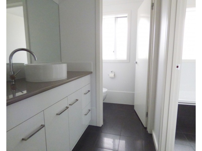 2 Azure Close, Port Lincoln SA 5606