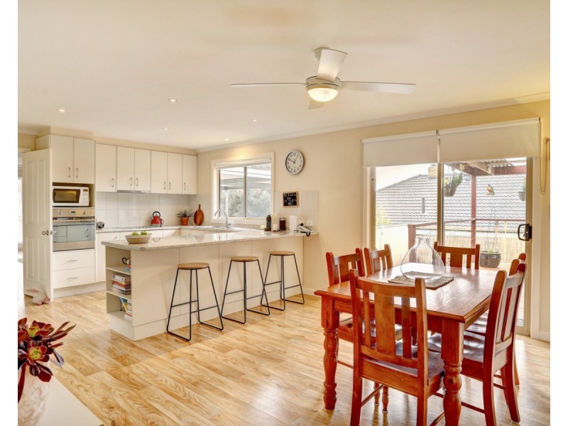 17 Miltalie Avenue, Port Lincoln SA 5606