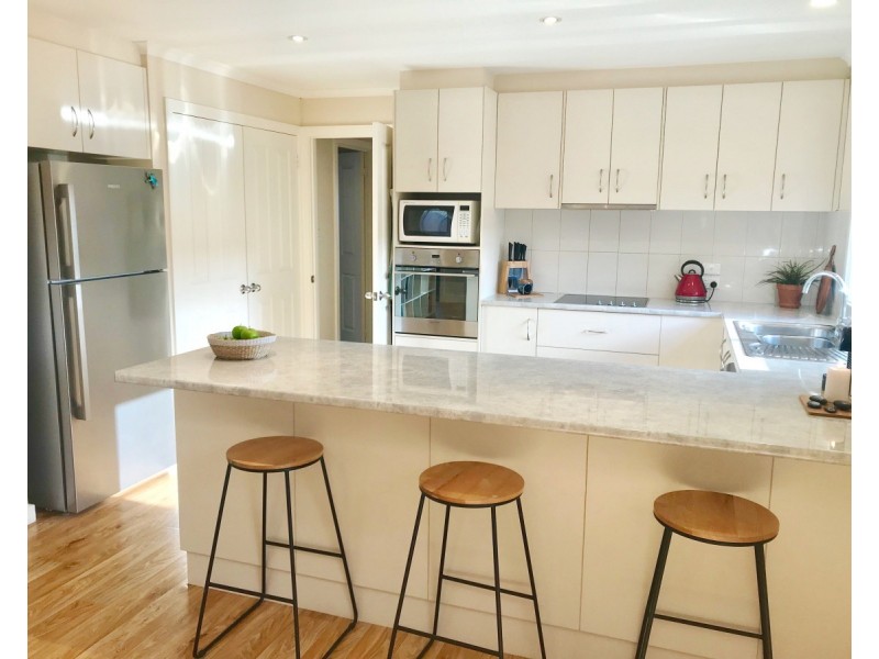 17 Miltalie Avenue, Port Lincoln SA 5606