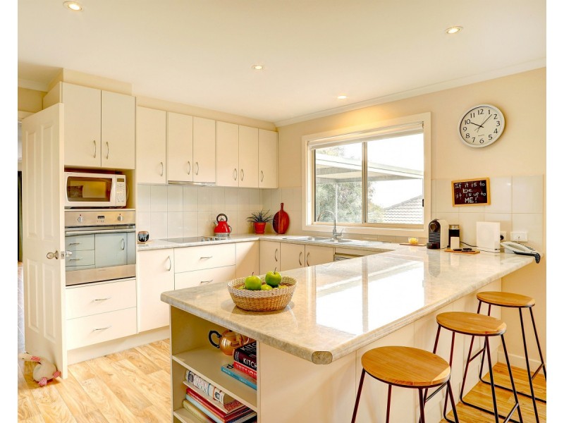 17 Miltalie Avenue, Port Lincoln SA 5606