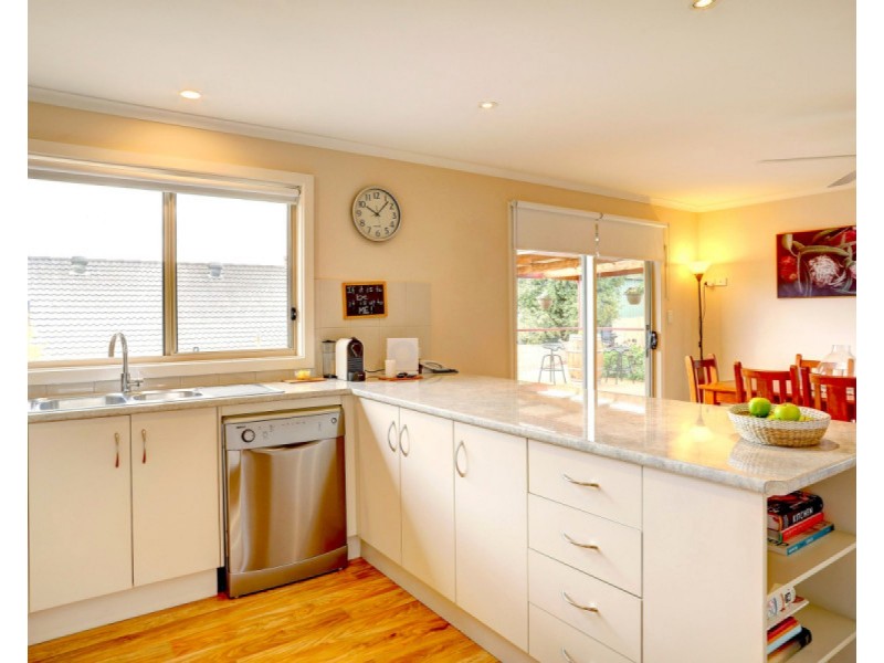 17 Miltalie Avenue, Port Lincoln SA 5606