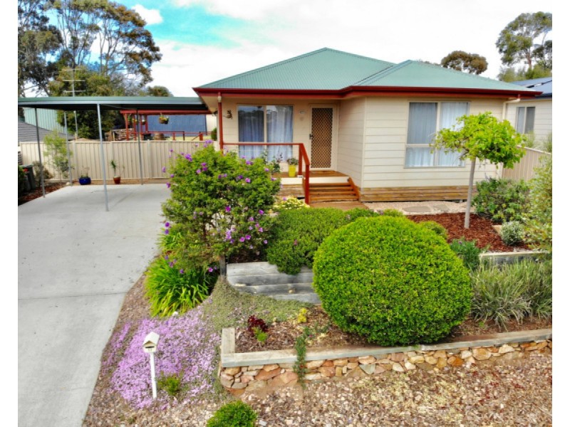 17 Miltalie Avenue, Port Lincoln SA 5606