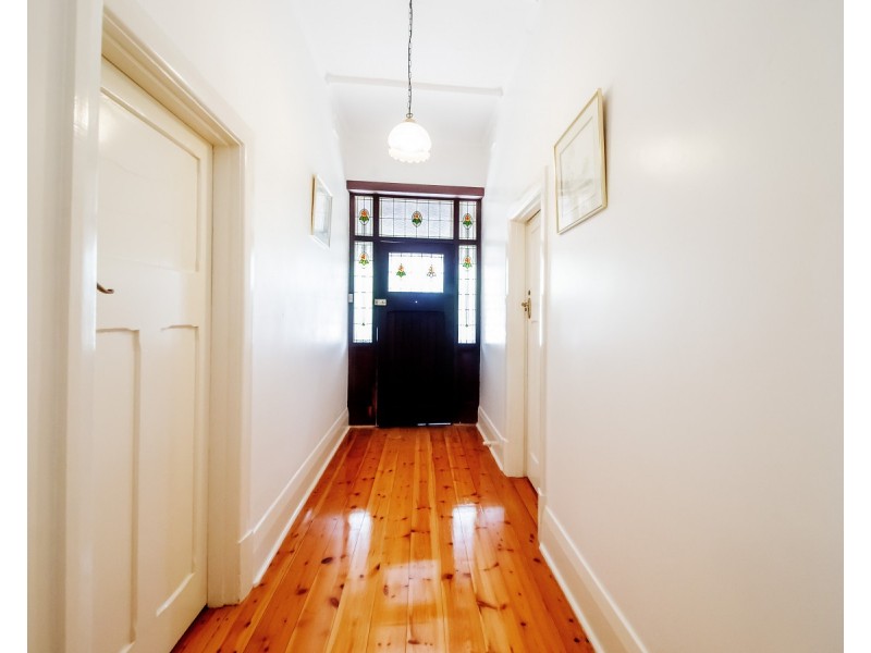 37 Matthew Place, Port Lincoln SA 5606