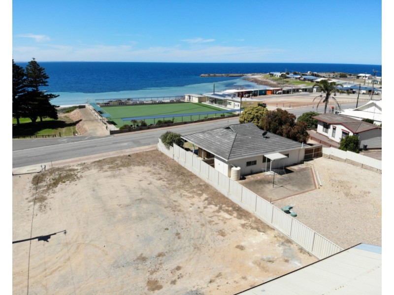 11 Peake Terrace, Port Neill SA 5604