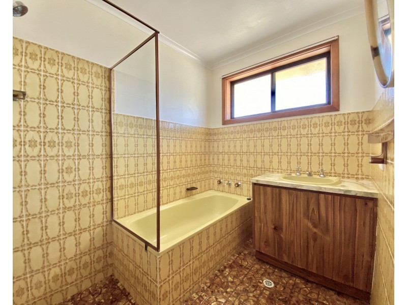 24 Wandana Avenue, Port Lincoln SA 5606