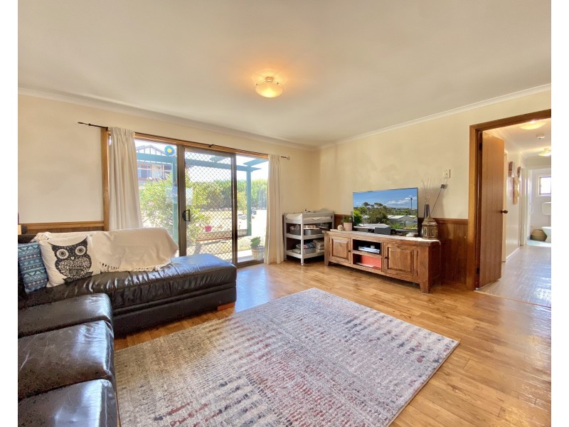 1/10 Freeman Avenue, Port Lincoln SA 5606