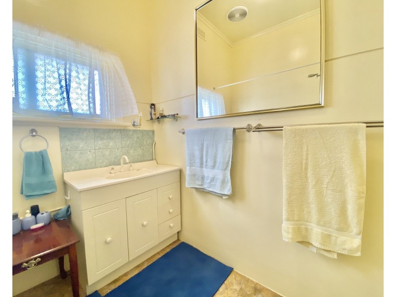 7 Goodes Road, Ungarra SA 5607