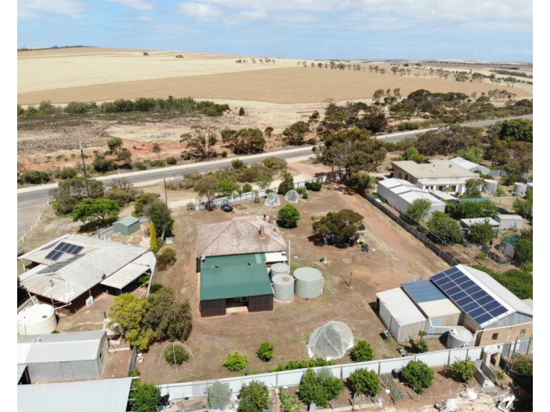 7 Goodes Road, Ungarra SA 5607