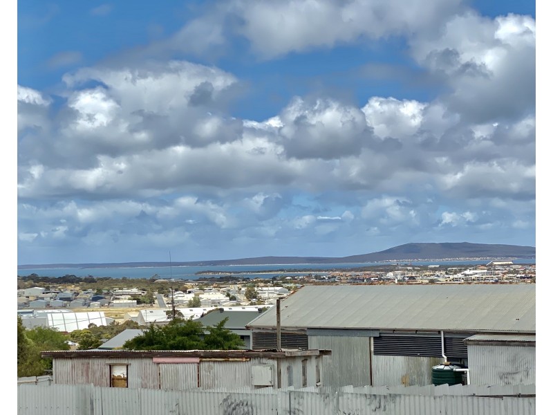 1 Dobbins Street, Port Lincoln SA 5606