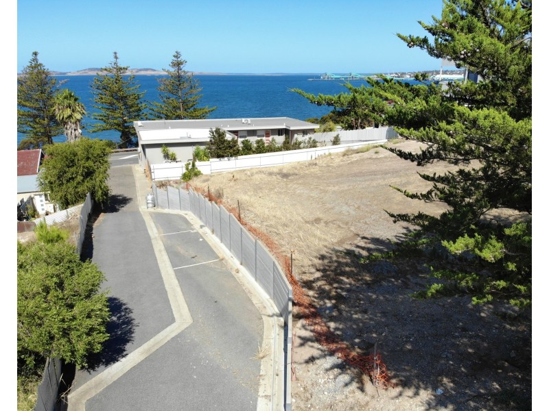 1/96 Lincoln Highway, Port Lincoln SA 5606