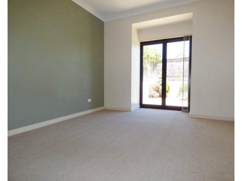 4/6 Bridge Crescent, Port Lincoln SA 5606