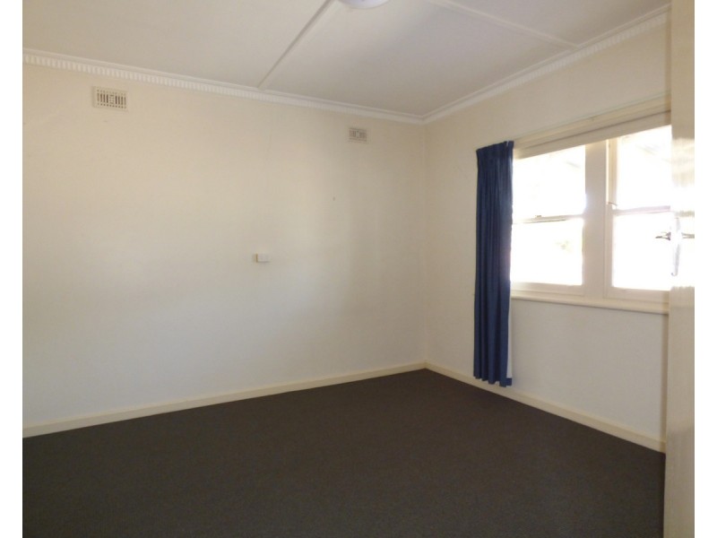 99 London Street, Port Lincoln SA 5606