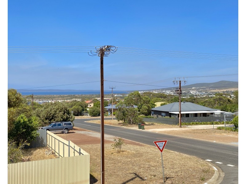 11 Barnard Street, Port Lincoln SA 5606