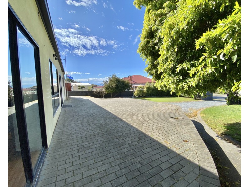6 Althorpe Avenue, Port Lincoln SA 5606