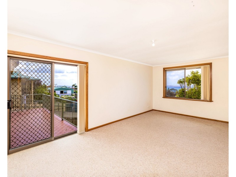 18 Hilltop Drive, Port Lincoln SA 5606