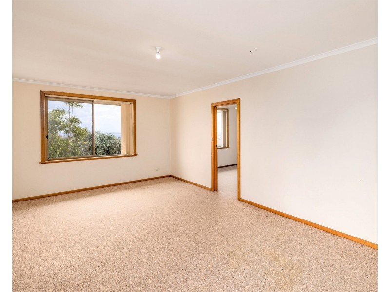 18 Hilltop Drive, Port Lincoln SA 5606