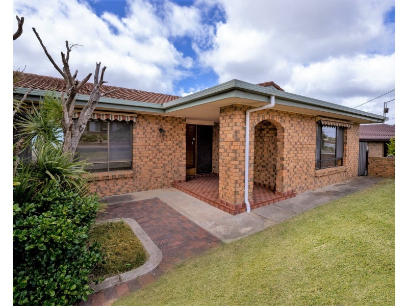 18 Hilltop Drive, Port Lincoln SA 5606
