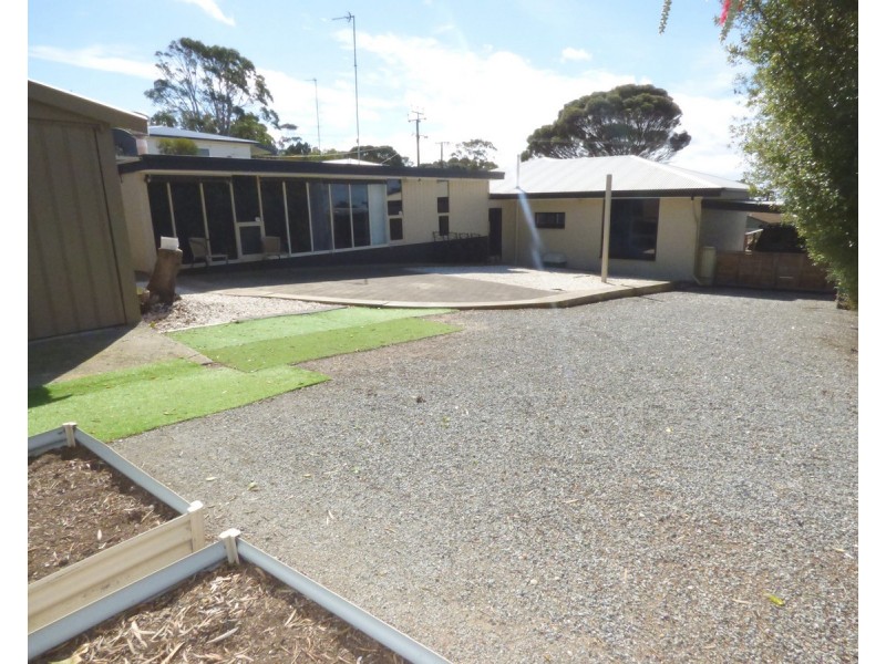 105 Oxford Terrace, Port Lincoln SA 5606