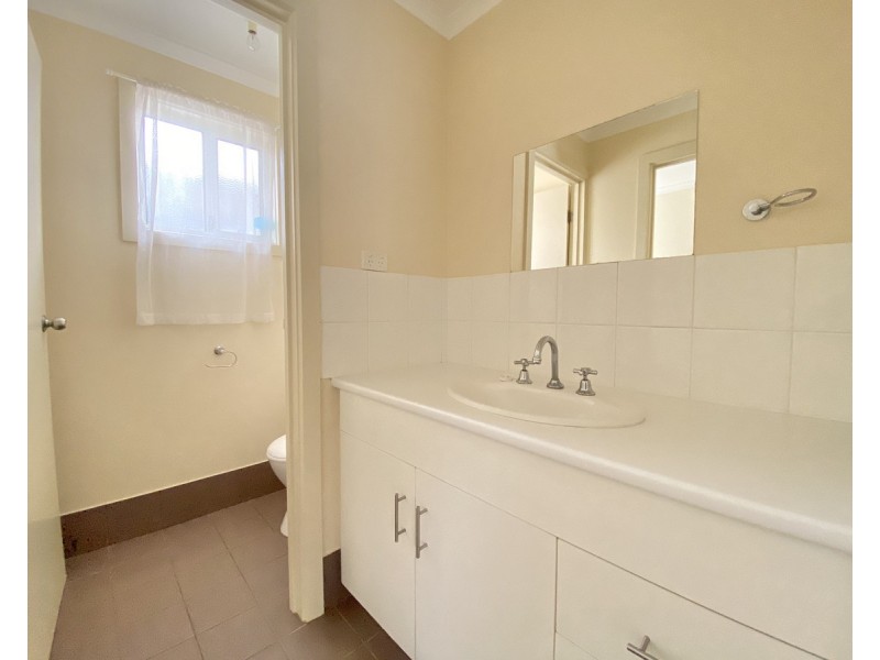 2/25 Henderson Street, Port Lincoln SA 5606