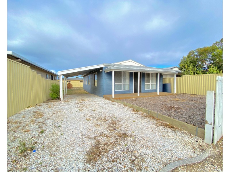 2/25 Henderson Street, Port Lincoln SA 5606