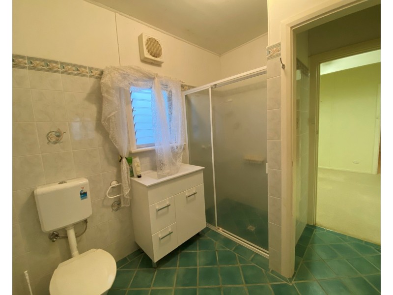 16 Central Street, Louth Bay SA 5607