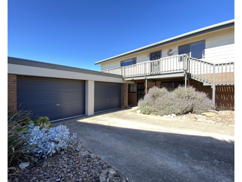 8 Highview Drive, Port Lincoln SA 5606