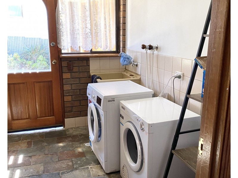 8 Highview Drive, Port Lincoln SA 5606