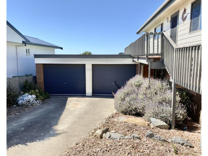 8 Highview Drive, Port Lincoln SA 5606