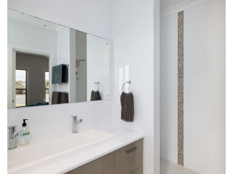 14 Freeman Street, Tumby Bay SA 5605