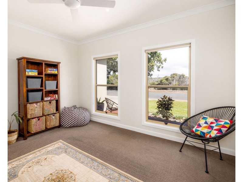 14 Freeman Street, Tumby Bay SA 5605