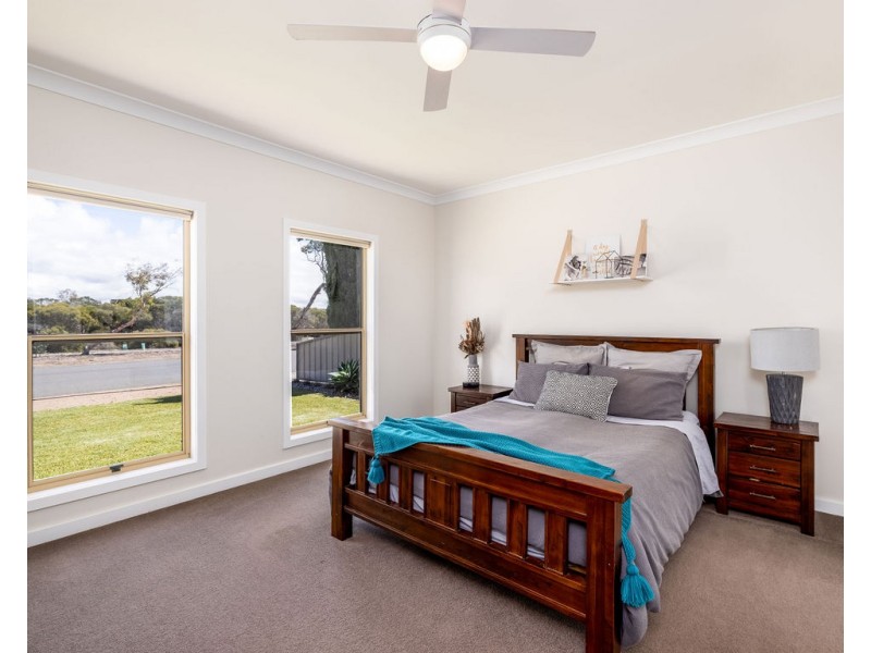 14 Freeman Street, Tumby Bay SA 5605