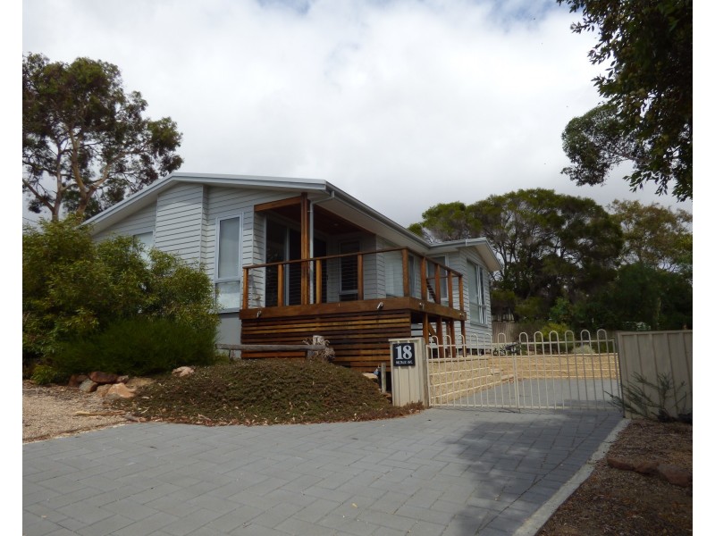 18 Miltalie Avenue, Port Lincoln SA 5606