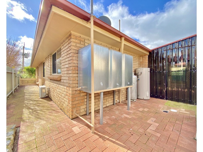 2/11 English Street, Port Lincoln SA 5606