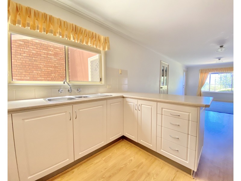 2/1 Roslyn Street, Port Lincoln SA 5606