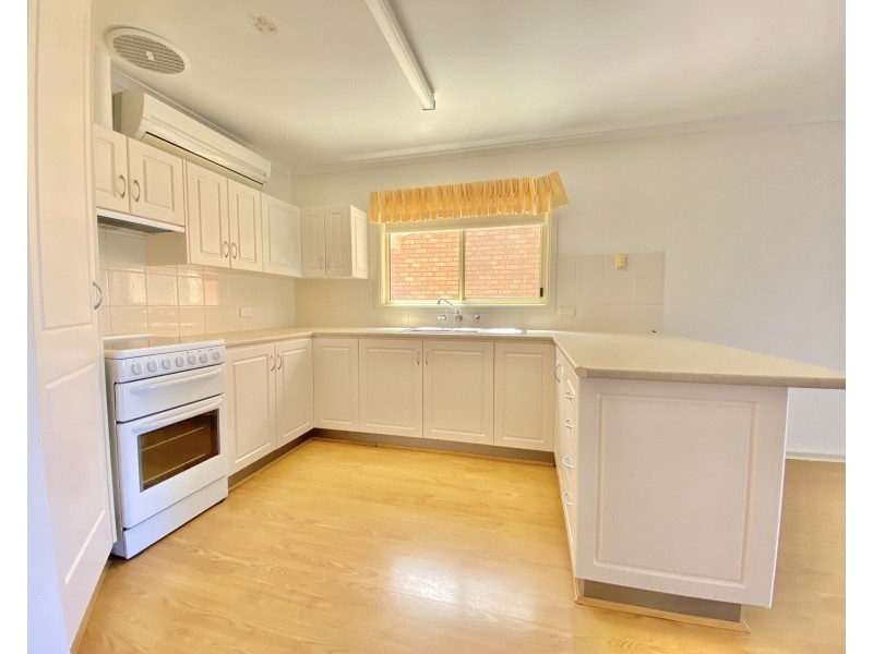 2/1 Roslyn Street, Port Lincoln SA 5606